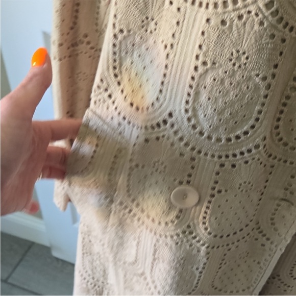 ☔️ FARM Rio for Anthropologie Womens Cottagecore Eyelet Beige Trench Coat Medium - Picture 13 of 16